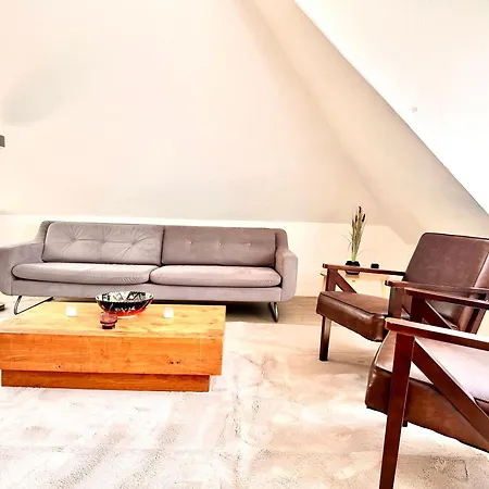 Loft 16 - Self Check-in, Smart Tvs, Wlan, 84 Qm Appartamento