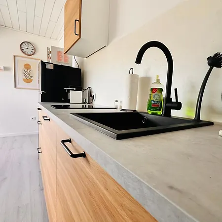 Loft 16 - Self Check-in, Smart Tvs, Wlan, 84 Qm *